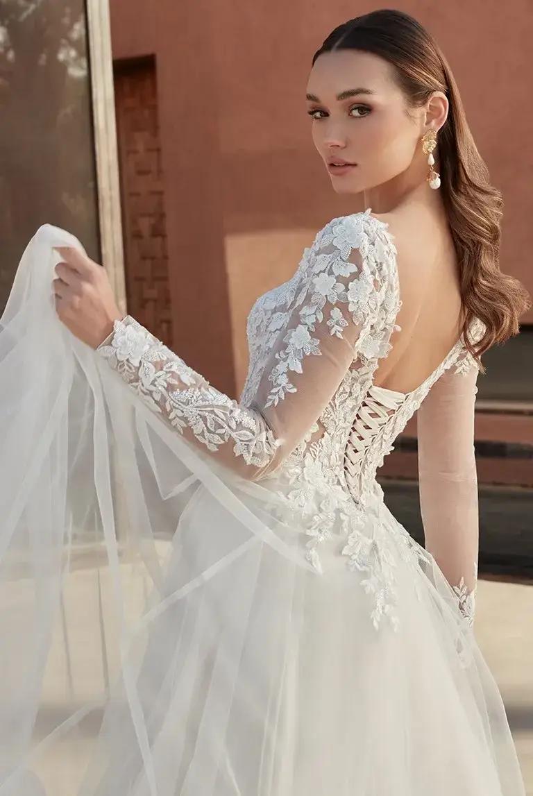 Exploring Texture Trends Redefining 2024 Wedding Gowns Image