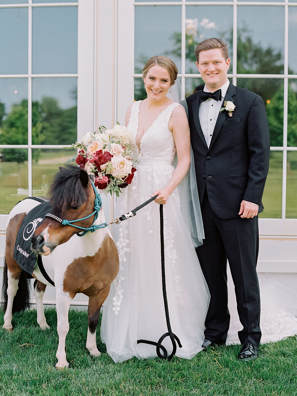 bride groom hoarse.jpg
