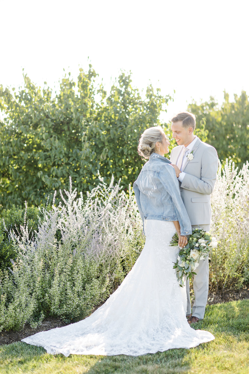 Evan Kasey Early Mountain Wedding-Bride Groom Portraits-0183.jpg