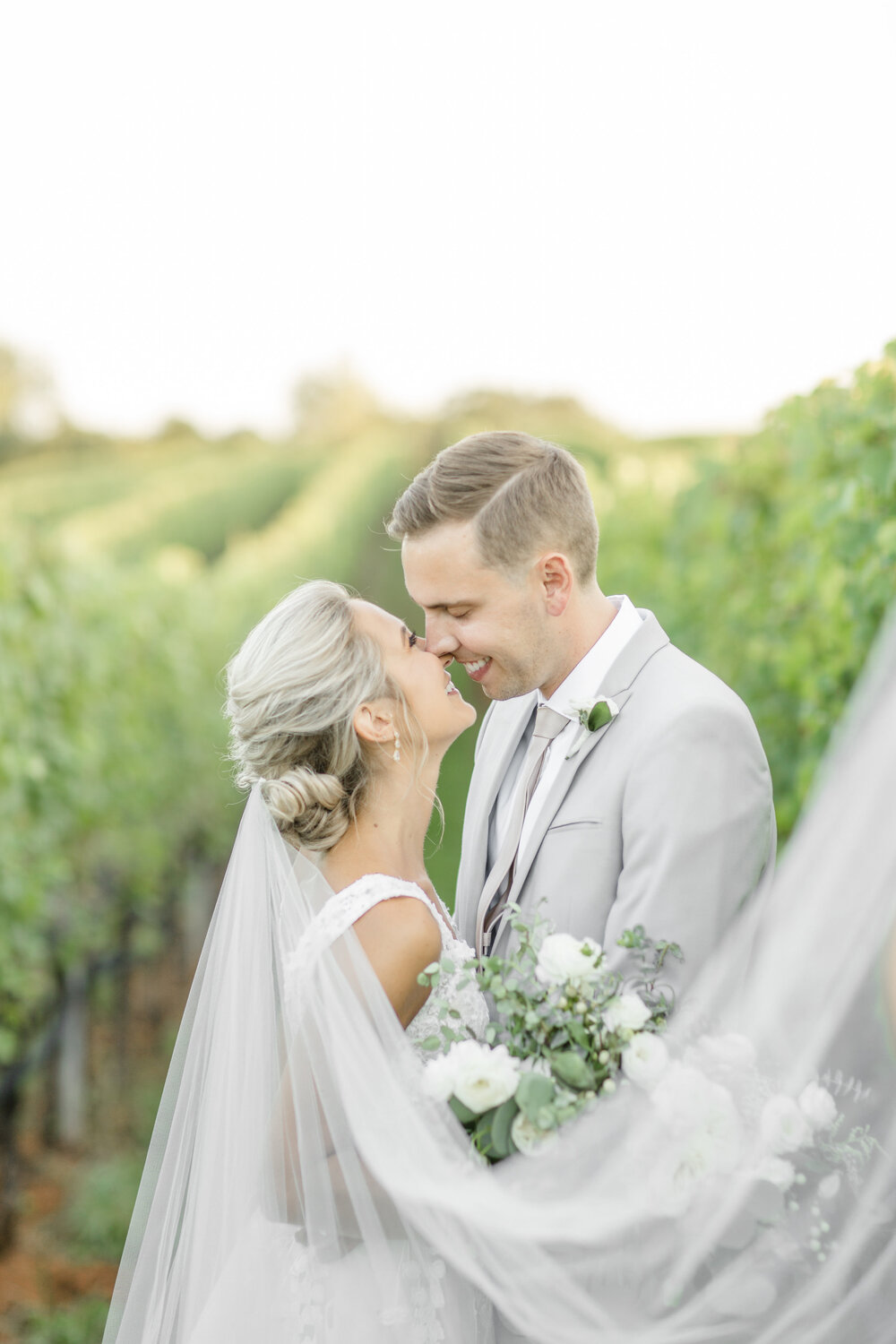 Evan Kasey Early Mountain Wedding-Bride Groom Portraits-0209.jpg