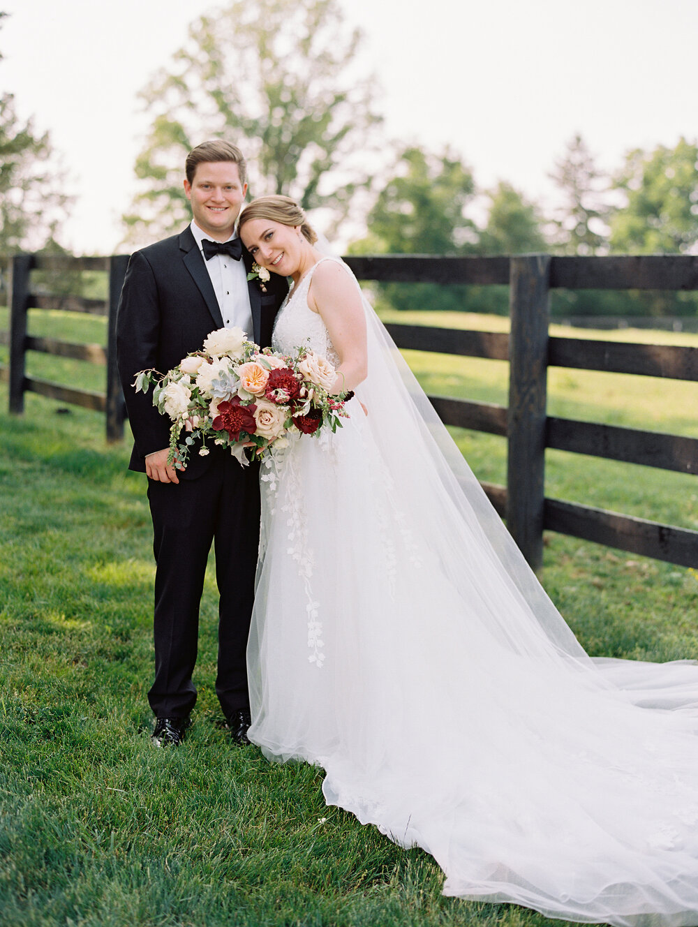Matt &amp;amp; Lizzie&#39;s Beautiful Wedding. Desktop Image