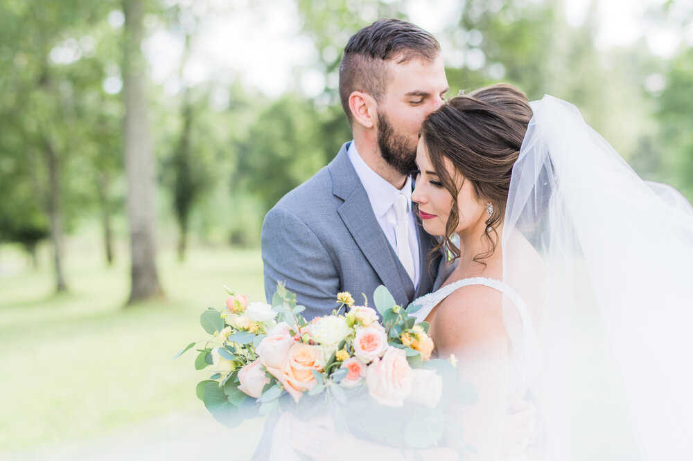 keith-lauren-glass-hill-venue-lynchburg-virginia-wedding-photographer-54.jpg