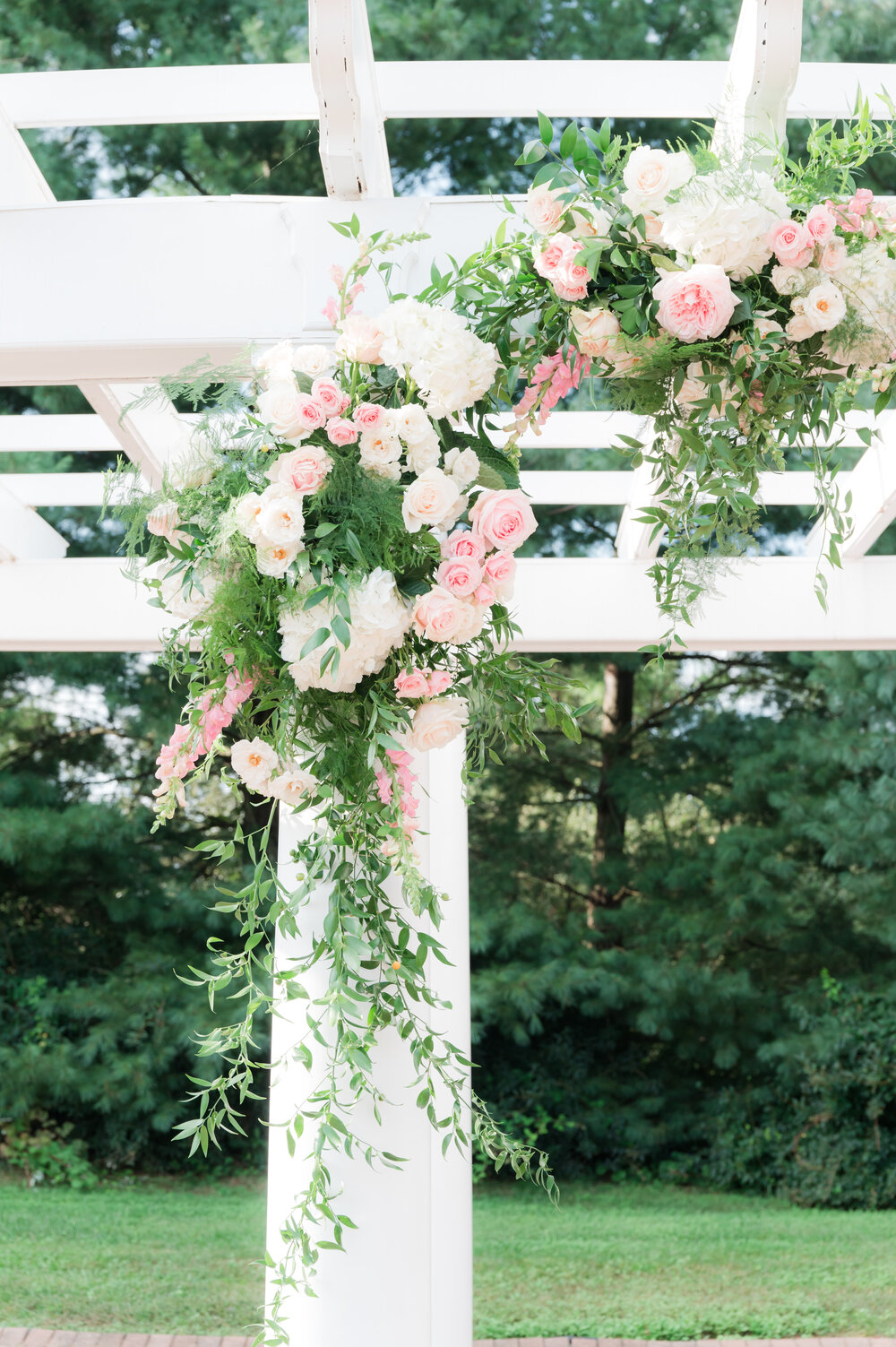 ROSEHILL_MANOR_WEDDING_S+C_JOFFOTO-101.jpg