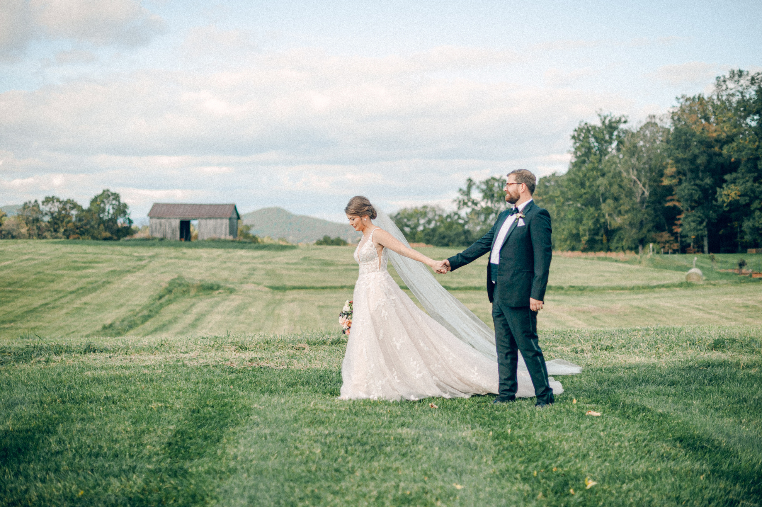 Real Bride Feature: Samantha and Anderson. Desktop Image