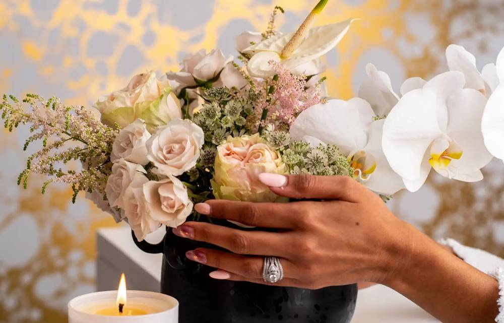 Photo of the flower bouquet - Mobile Image