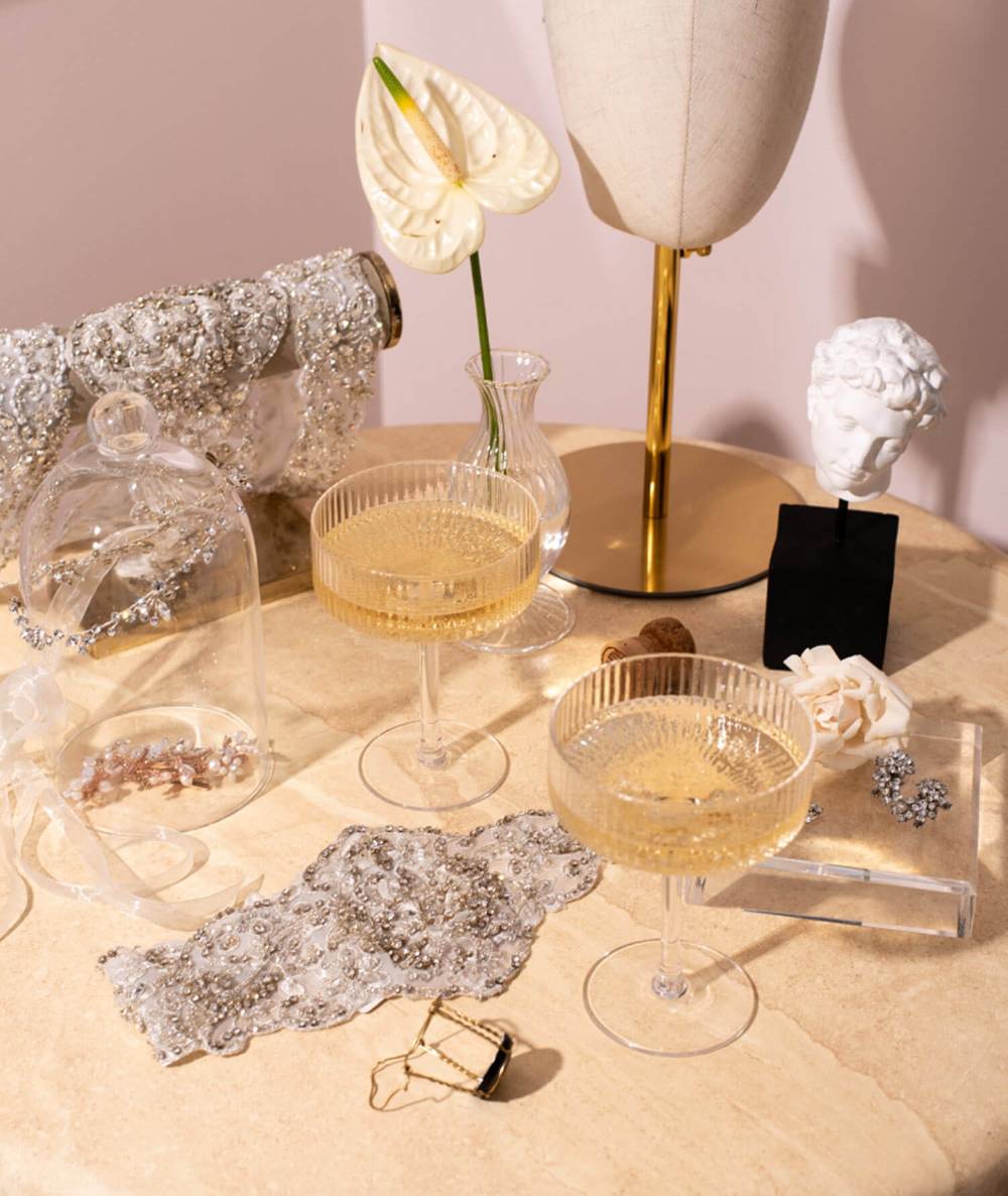 Photo of the glass with wine - Mobile Image