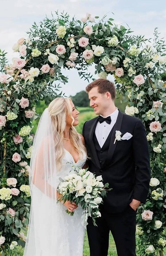 Photo of the real bride and groom #2