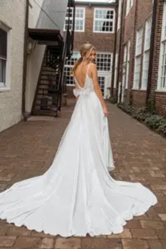 Rebecca Schoneveld #Seraphine #1 Natural White thumbnail